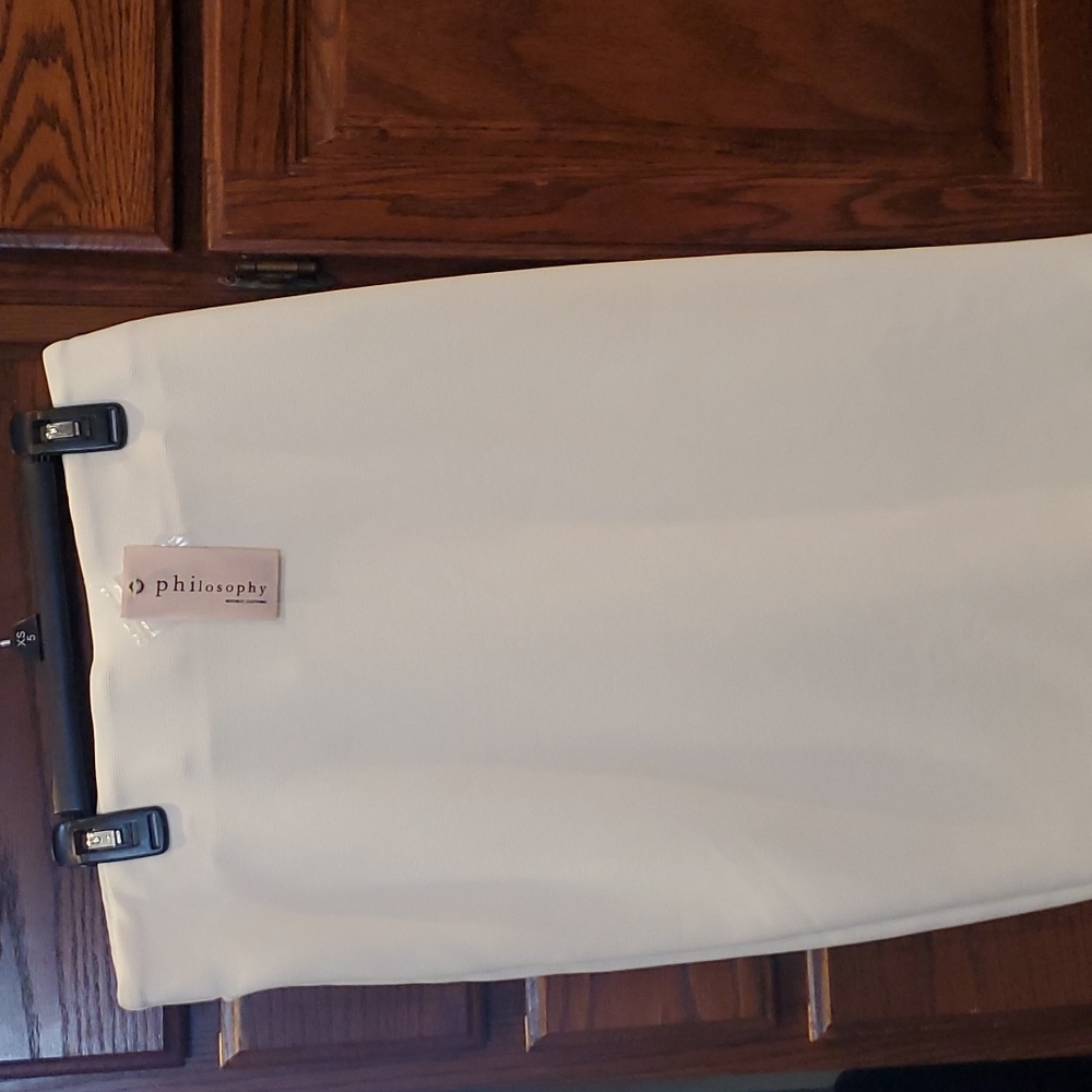 Philosophy white pencil skirt with gold zipper size 4 NWT
